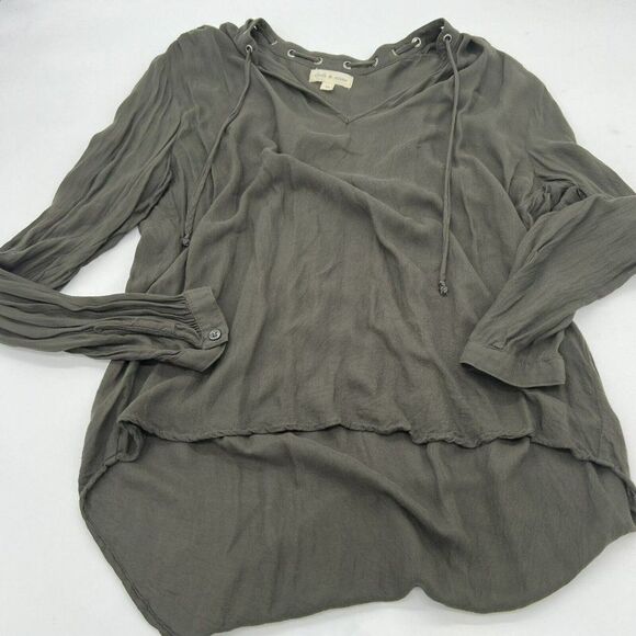 Cloth & Stone Women’s Med Green Long Sleeve V-Neck Top grommet tassel high low - Picture 1 of 2